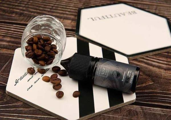 鋼鐵ㄆ.jpg 鋼鐵果 小煙油 果汁 鋼鐵果小油